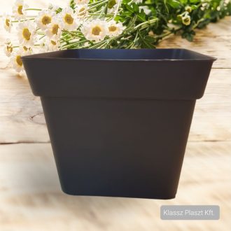 Ültető és palántázó cserép 20x20